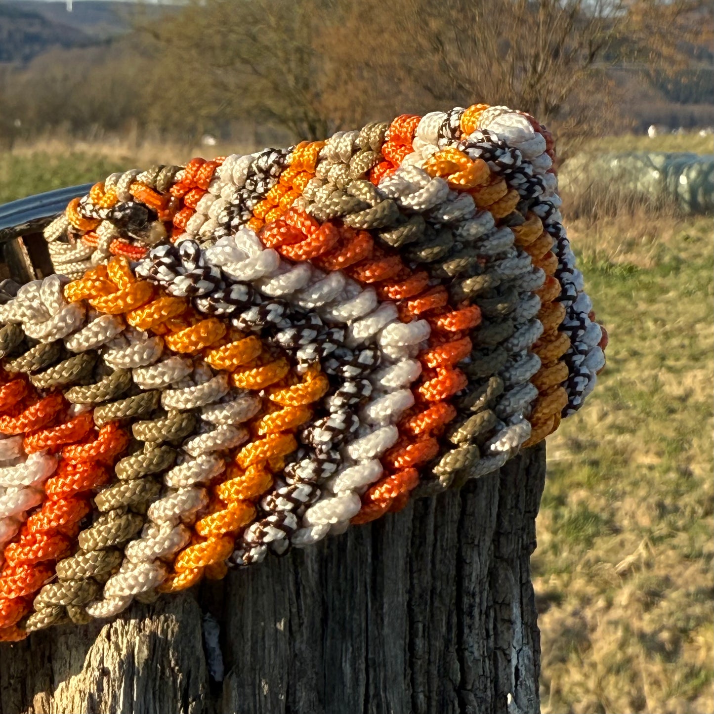 Paracordhalsband Indigo