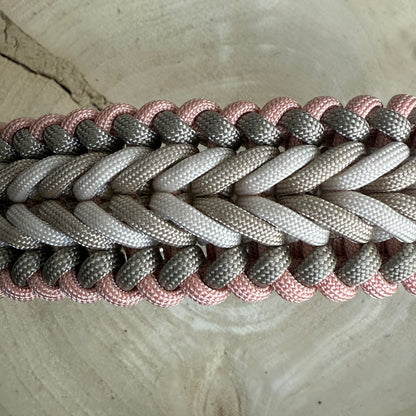 Paracordhalsband Salmon