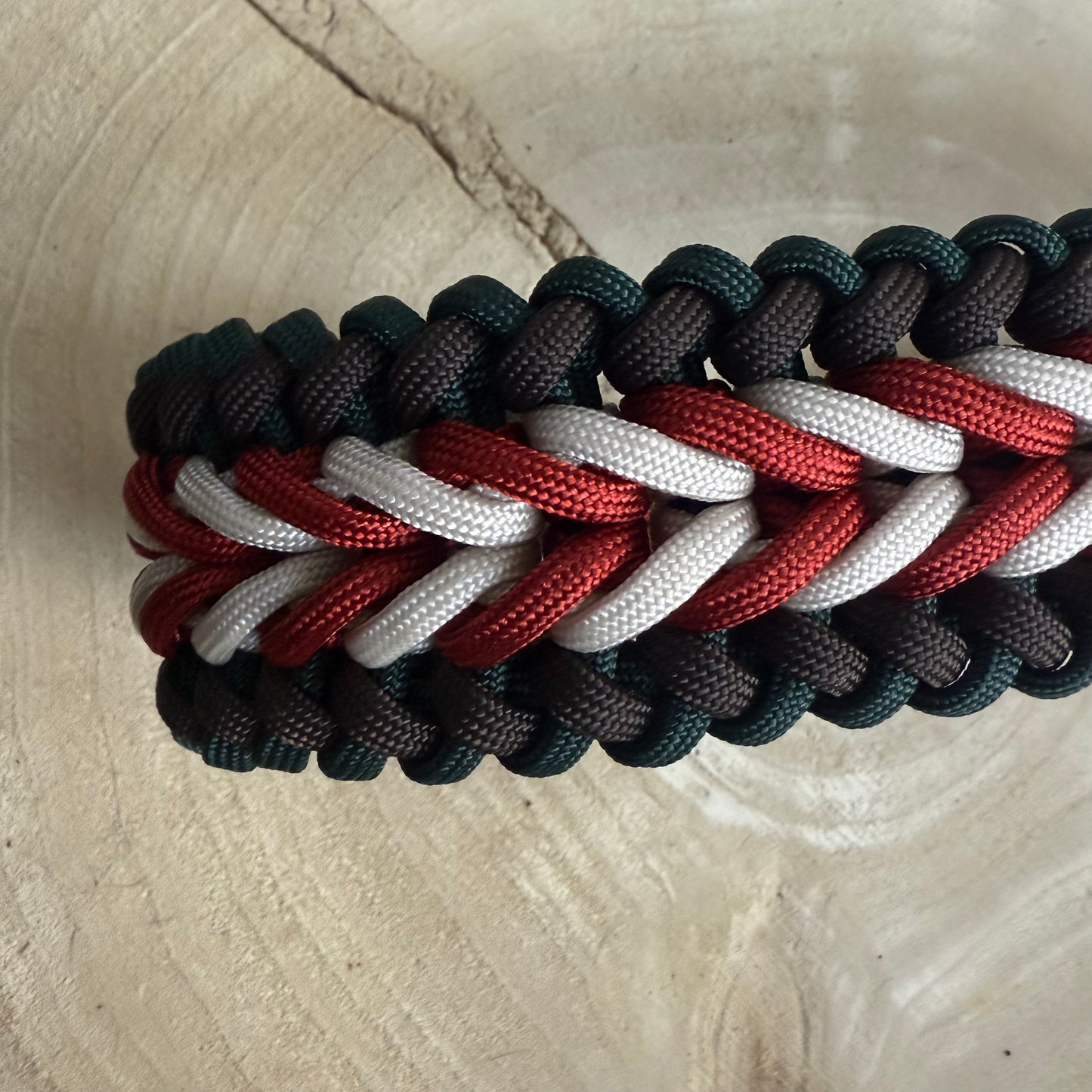 Paracordhalsband Blitzen